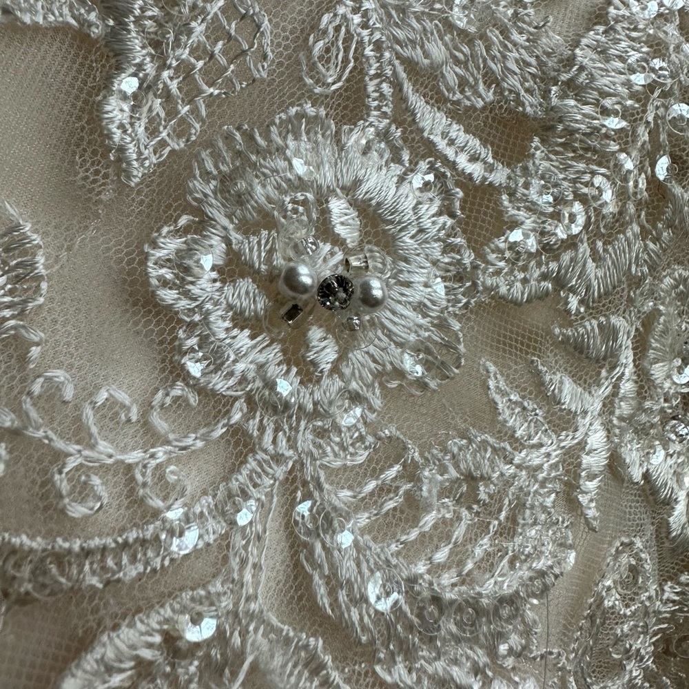 Mermaid Sweetheart Champagne Lace Wedding Dress - Picture 10 of 15